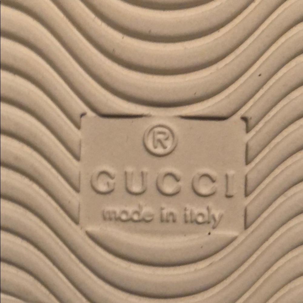 Shoes - Picture 4 of 4
